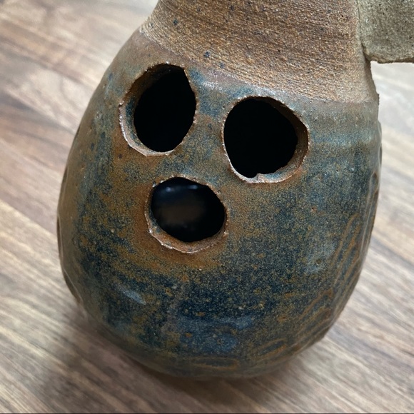 Unique Clay Pottery Bird Sculpture Figurine Toothbrush Holder - Picture 3 of 12